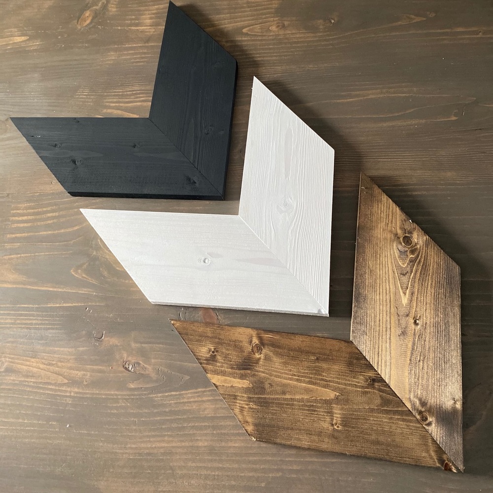 Set of 3 rustic farmhouse chevron arrows
